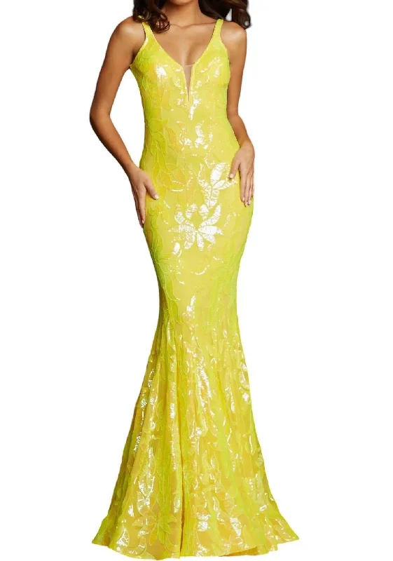 Plunging Neckline Fitted Party Dress In Yellow